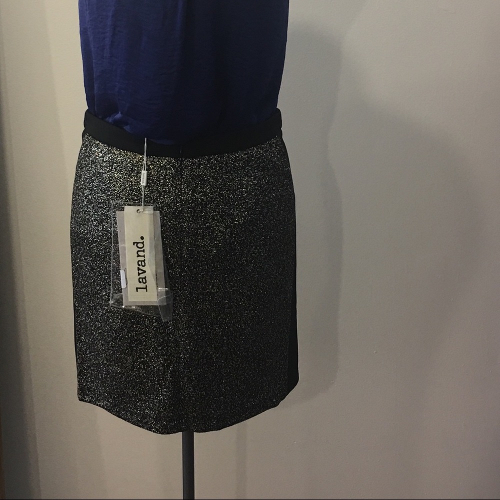 Skirt with gold lame
